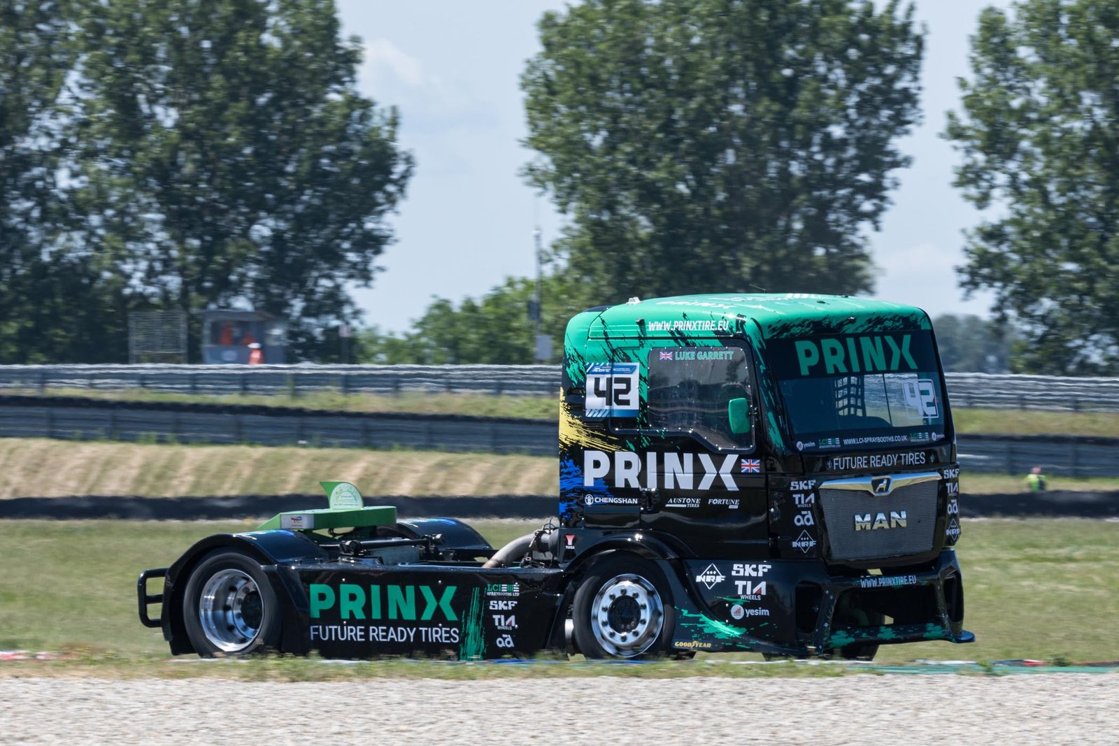 Austone Tires
